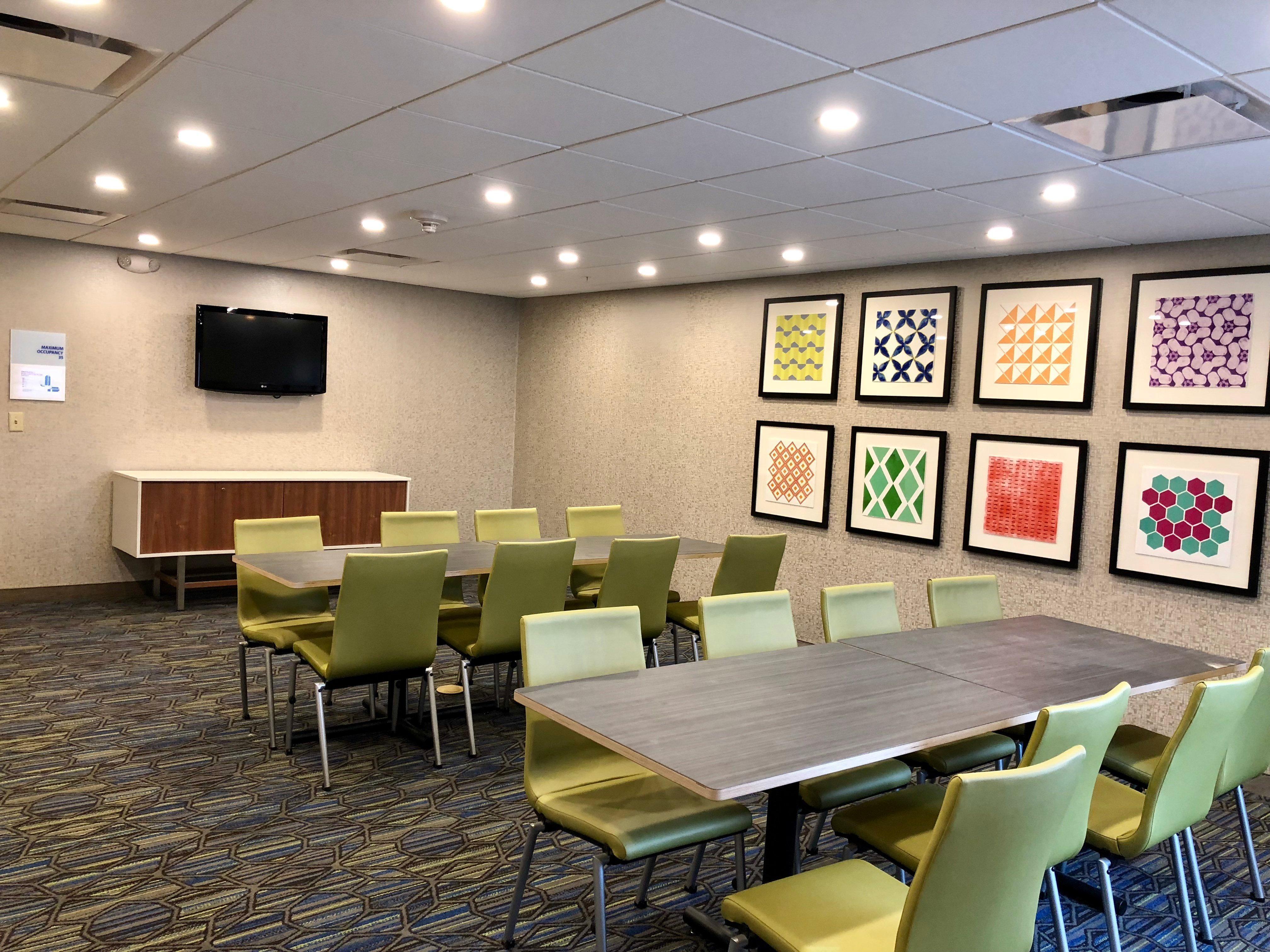 Holiday Inn Express Great Barrington By Ihg Exterior foto