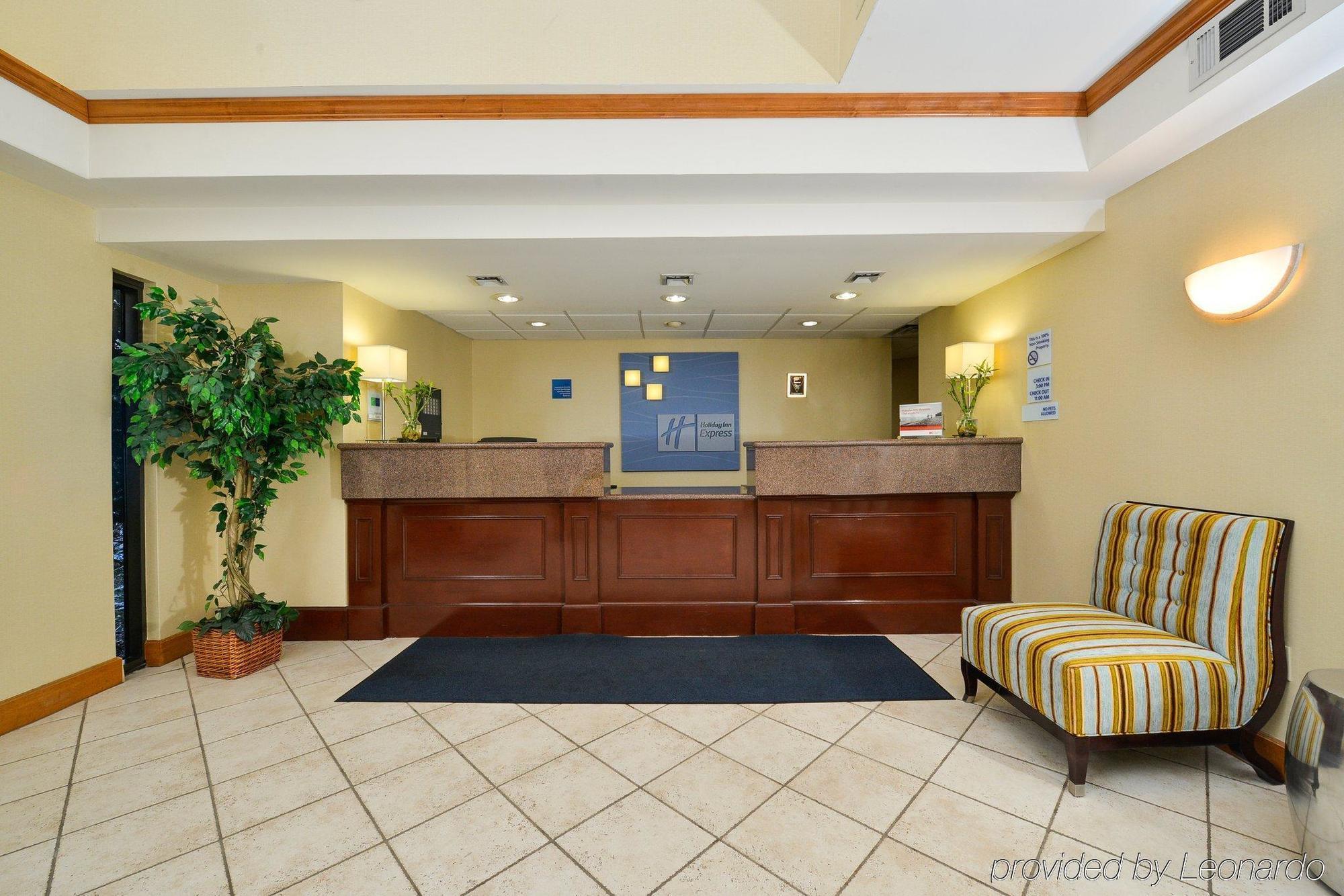 Holiday Inn Express Great Barrington By Ihg Exterior foto