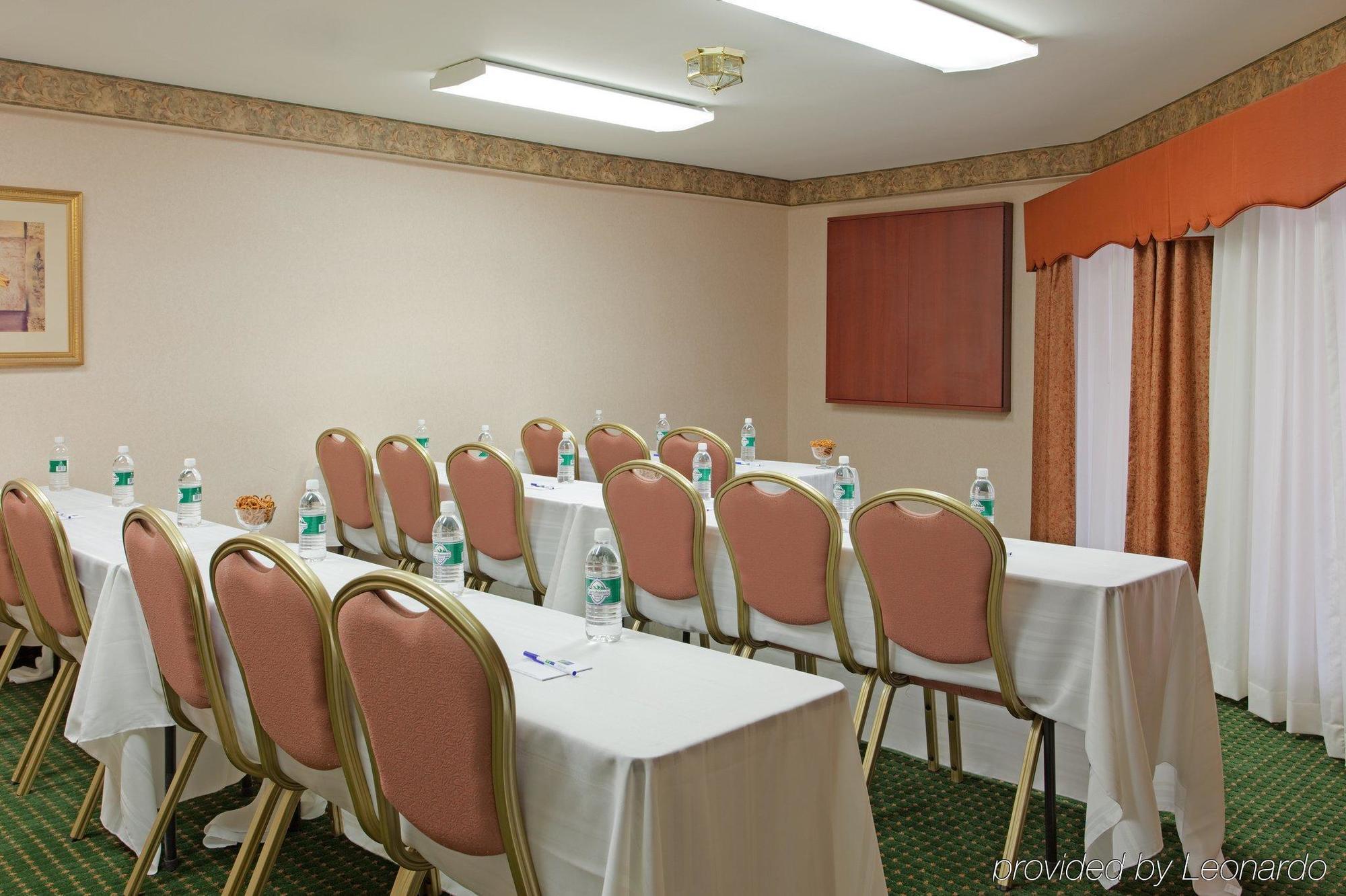 Holiday Inn Express Great Barrington By Ihg Facilidades foto